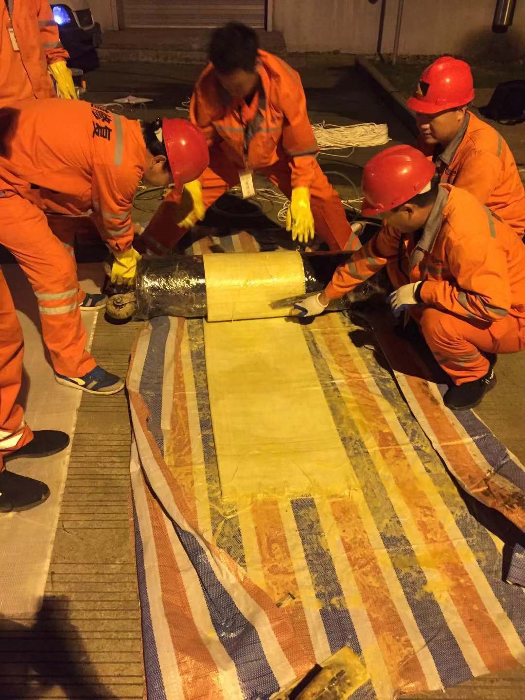 龙圩CIPP局部树脂固化法